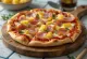 BBQ-Hawaii-pizza tarjoiltuna